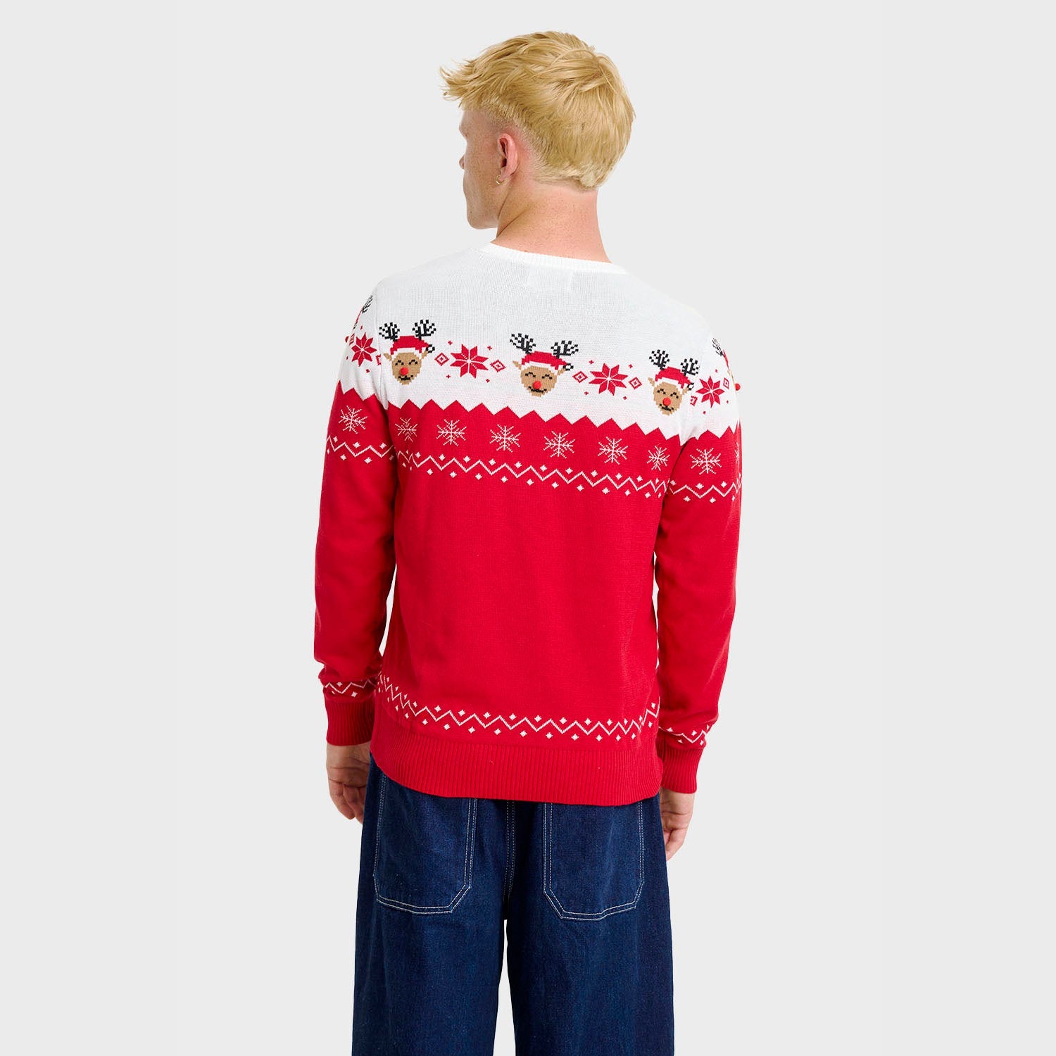 The Cute Christmas Sweater โ Men